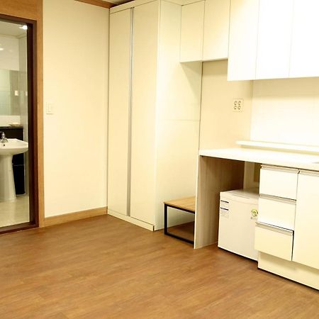 Happy Memory Hotel Jeonju Bilik gambar
